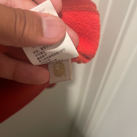 Bape red shark hoodie - Picture 6 of 6